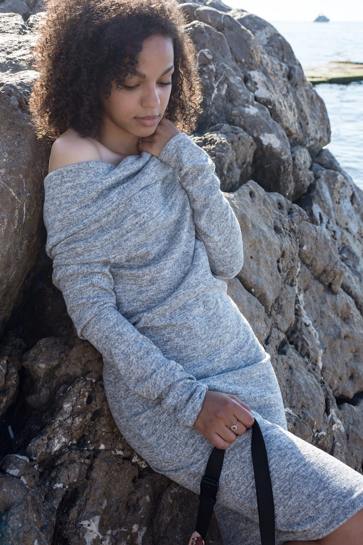 Фото товара 20136, серое платье чулок